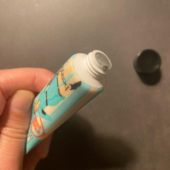 Benefit - Pore professionnal - Picture 3 of 3